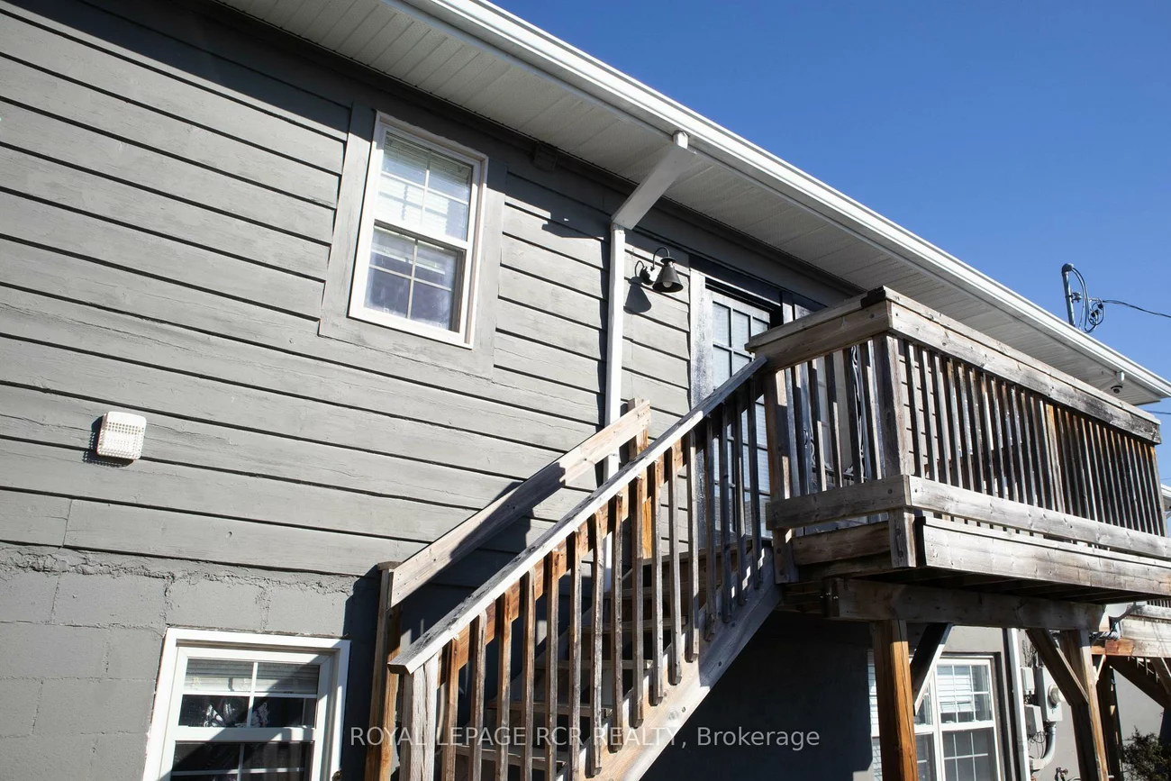 22, Centre, Bradford, Bradford West Gwillimbury