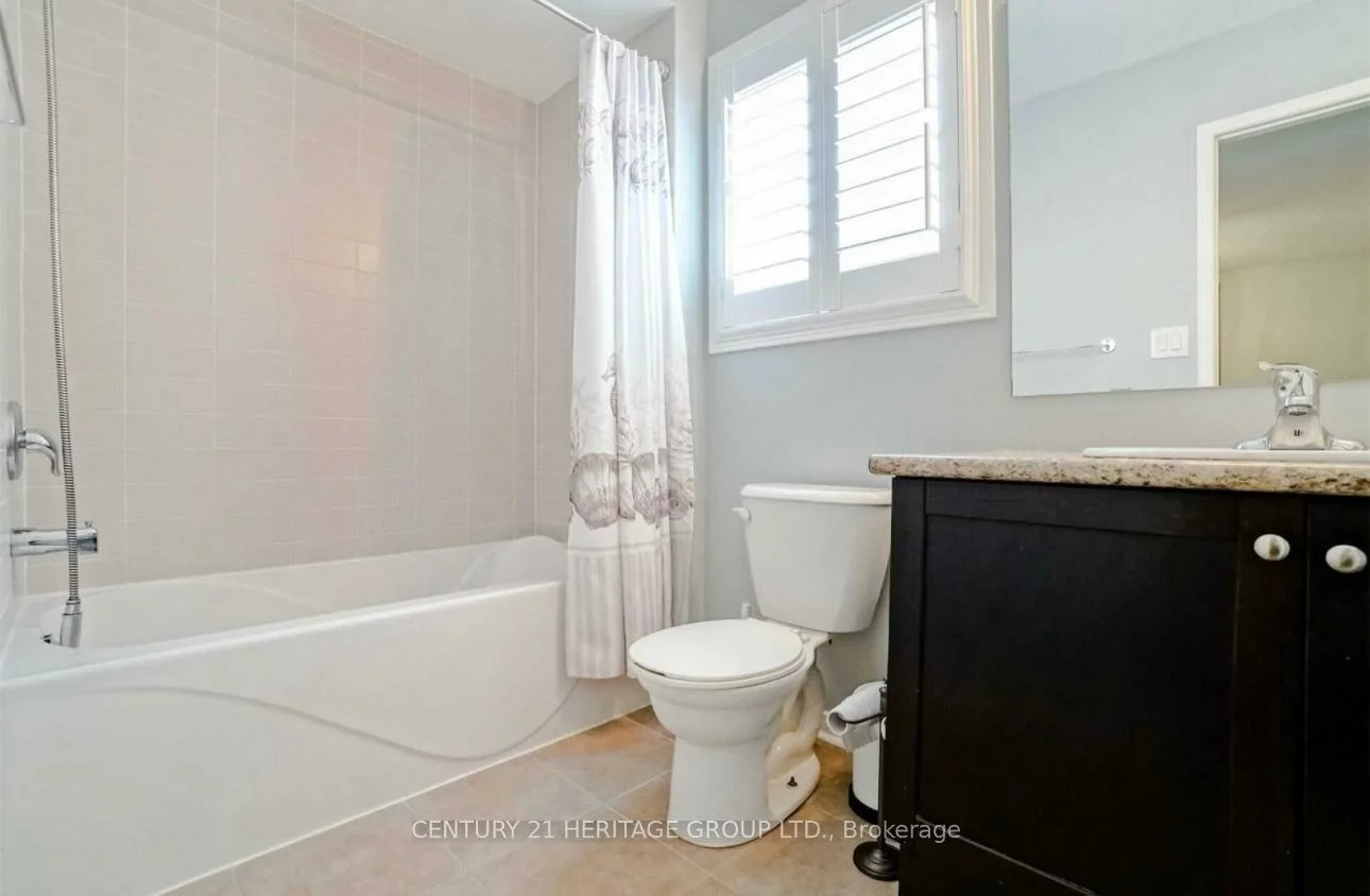 212, Armstrong, Bradford, Bradford West Gwillimbury