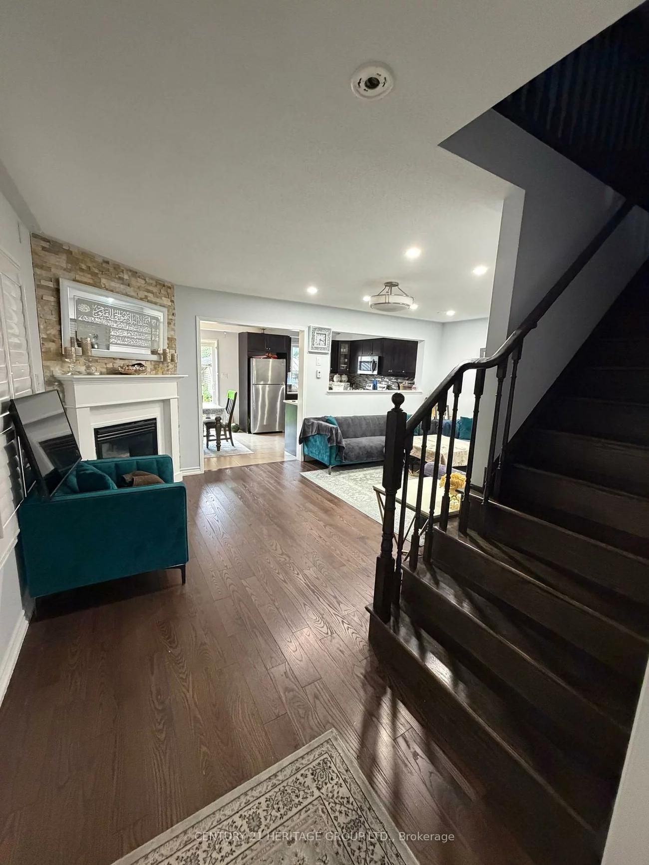 212, Armstrong, Bradford, Bradford West Gwillimbury