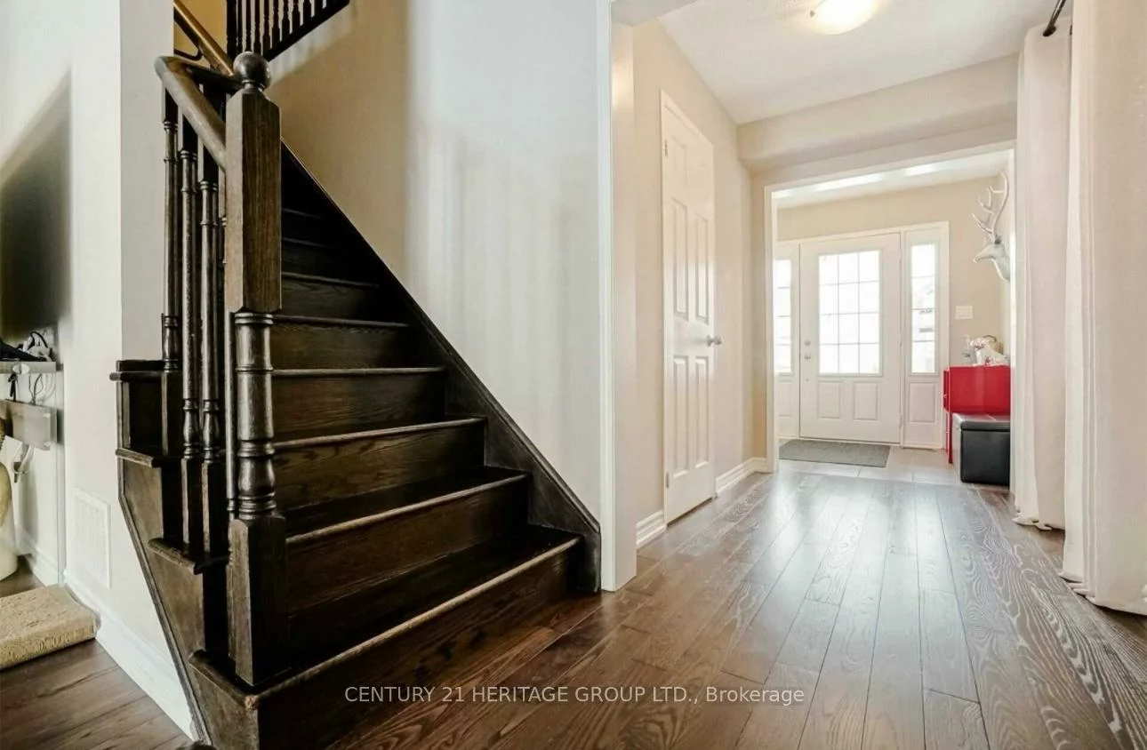212, Armstrong, Bradford, Bradford West Gwillimbury