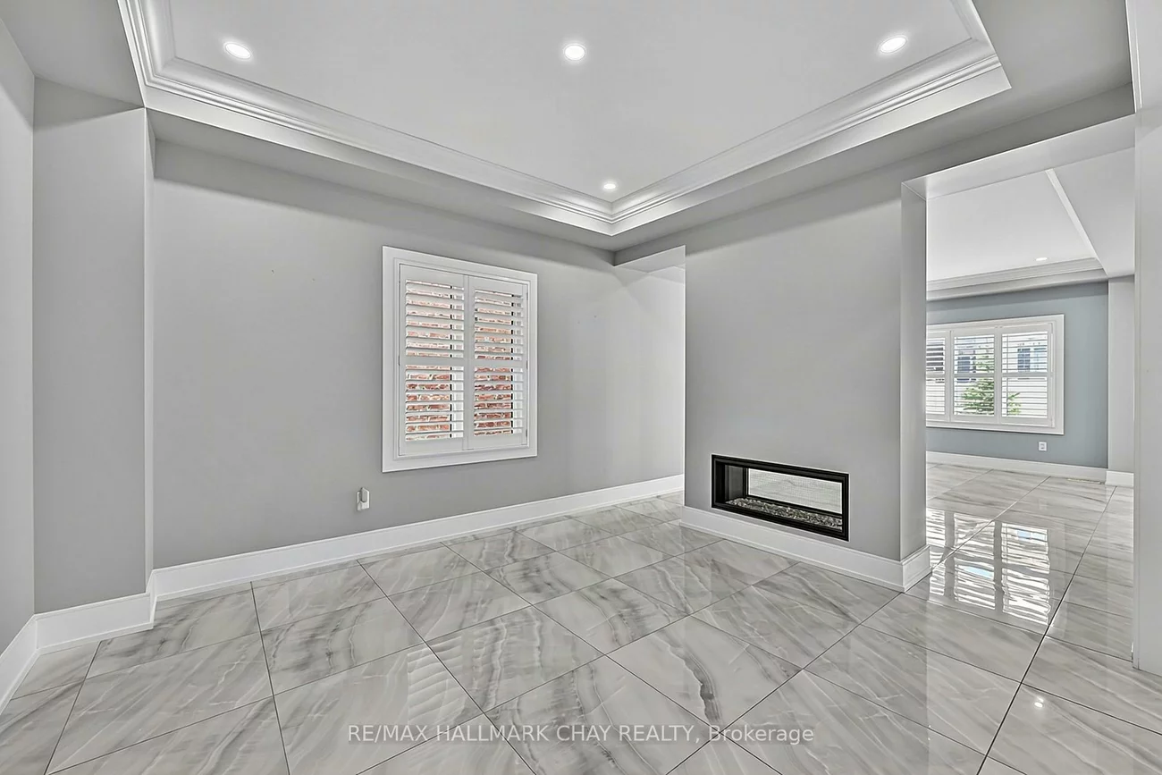 35, Tyndall, Bradford, Bradford West Gwillimbury