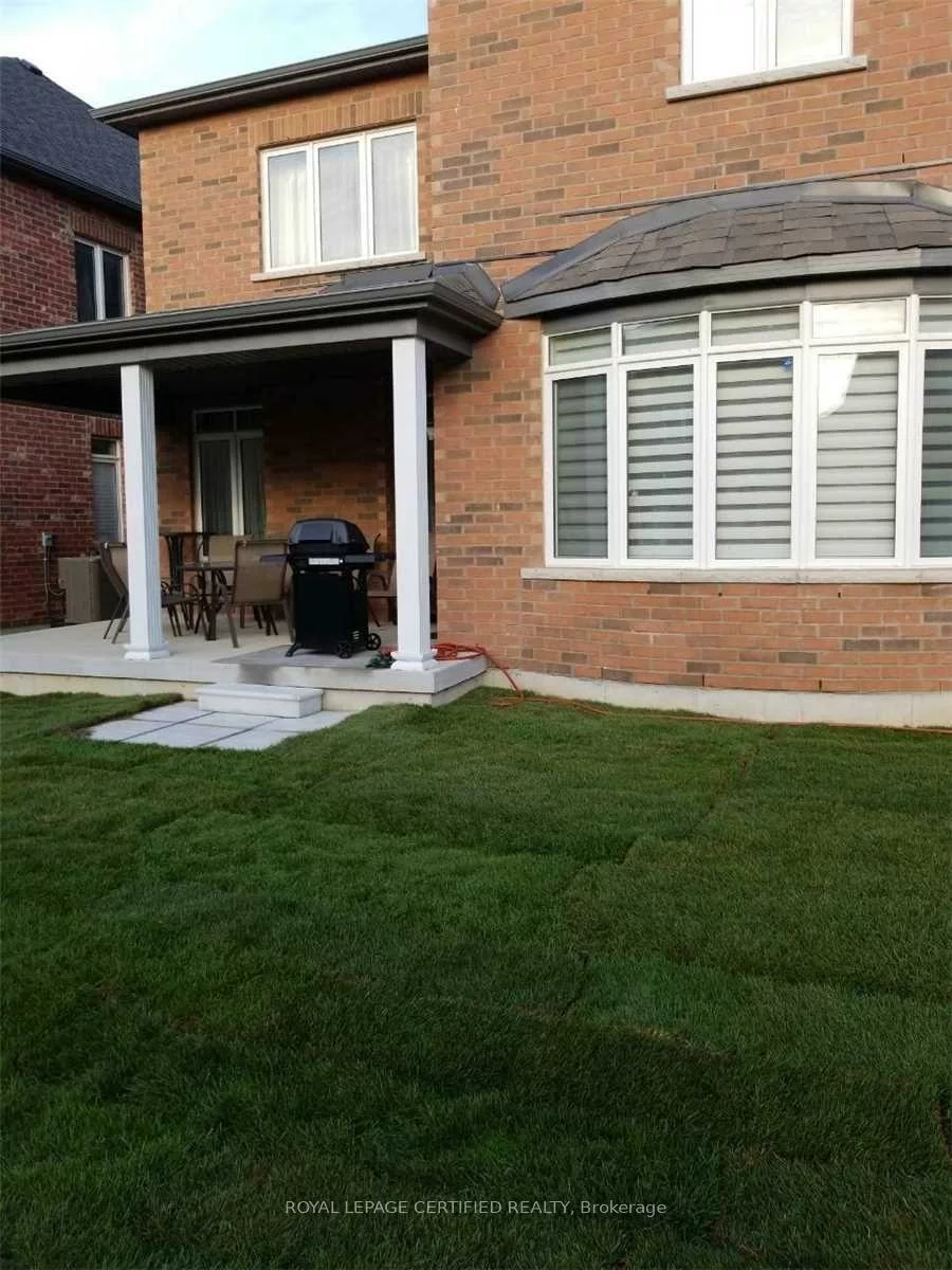 170, Gibson, Bradford, Bradford West Gwillimbury