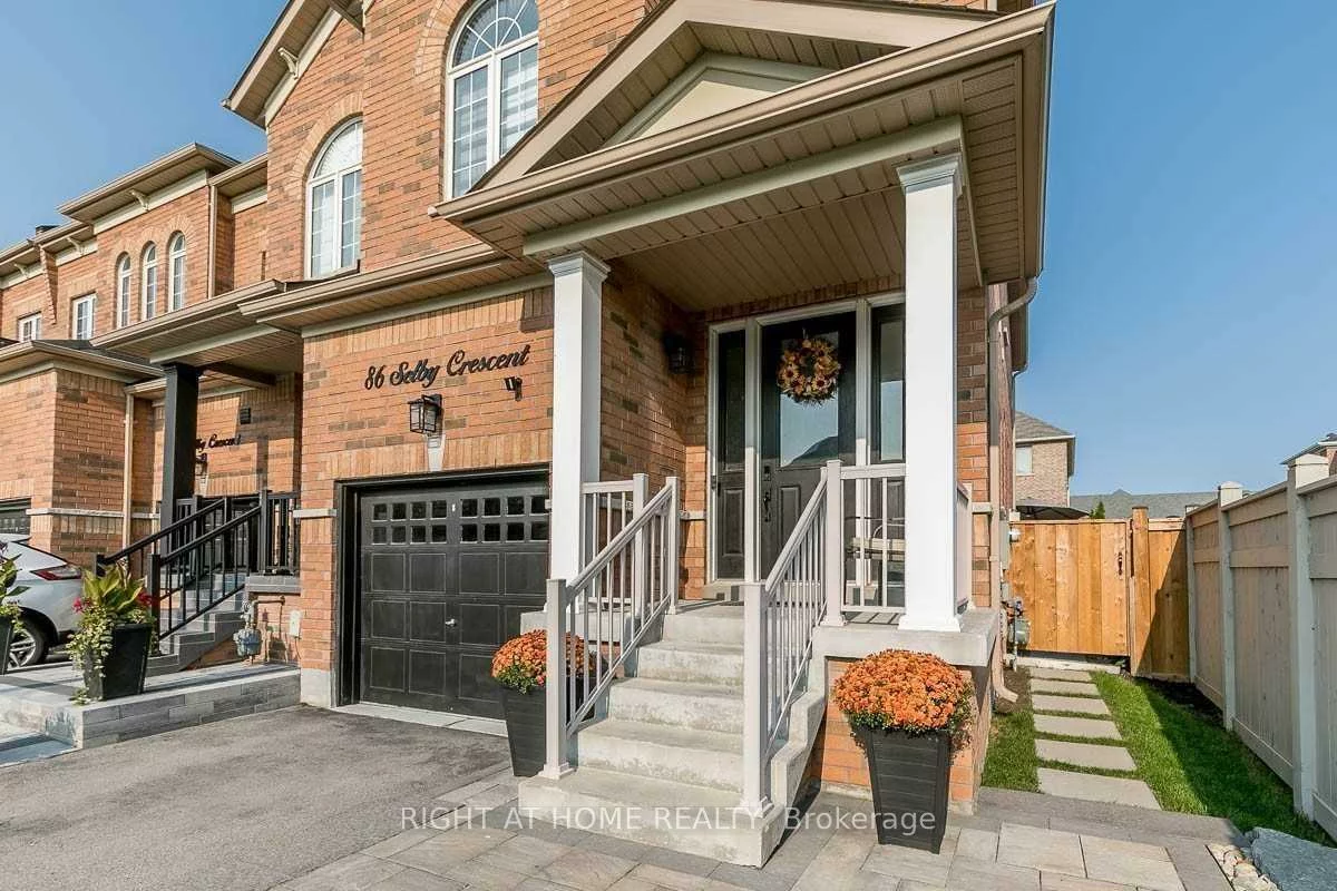 86, Selby, Bradford, Bradford West Gwillimbury