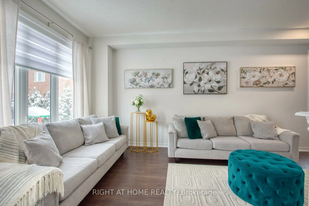 86, Selby, Bradford, Bradford West Gwillimbury