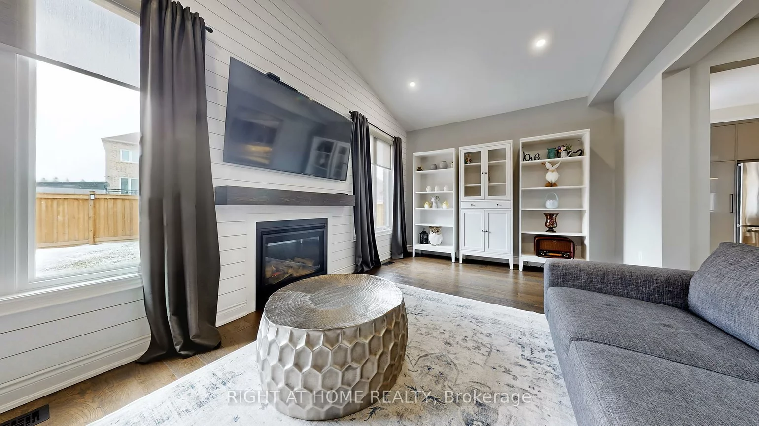 121, Bartram, Bradford, Bradford West Gwillimbury