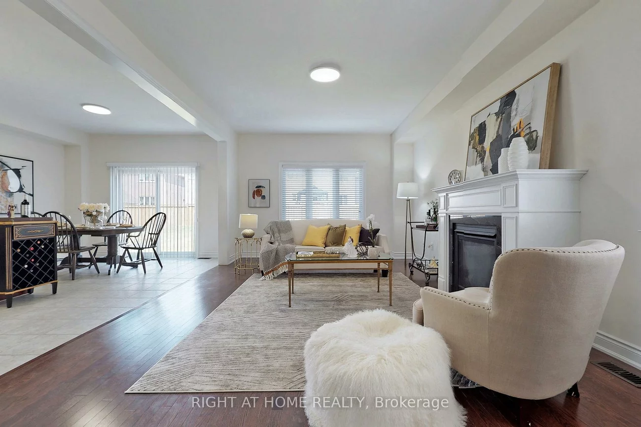 128, Milby, Bradford, Bradford West Gwillimbury