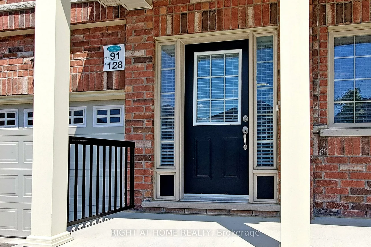 128, Milby, Bradford, Bradford West Gwillimbury