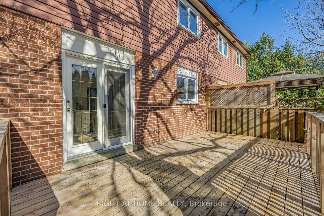 240, Collings, Bradford, Bradford West Gwillimbury