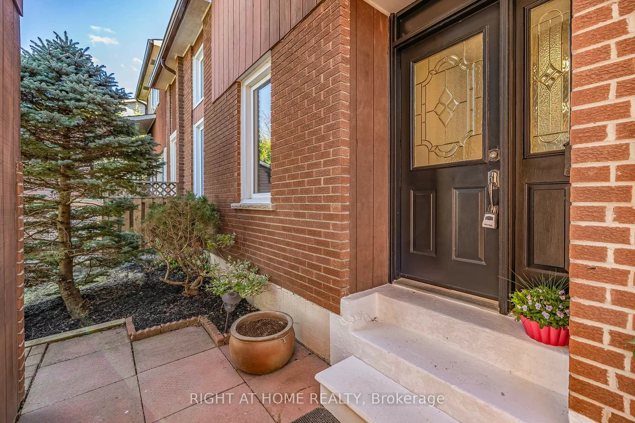 240, Collings, Bradford, Bradford West Gwillimbury