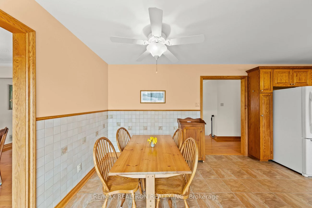 593, Simcoe, Bradford, Bradford West Gwillimbury