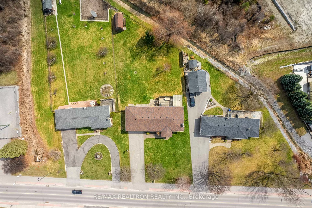 593, Simcoe, Bradford, Bradford West Gwillimbury