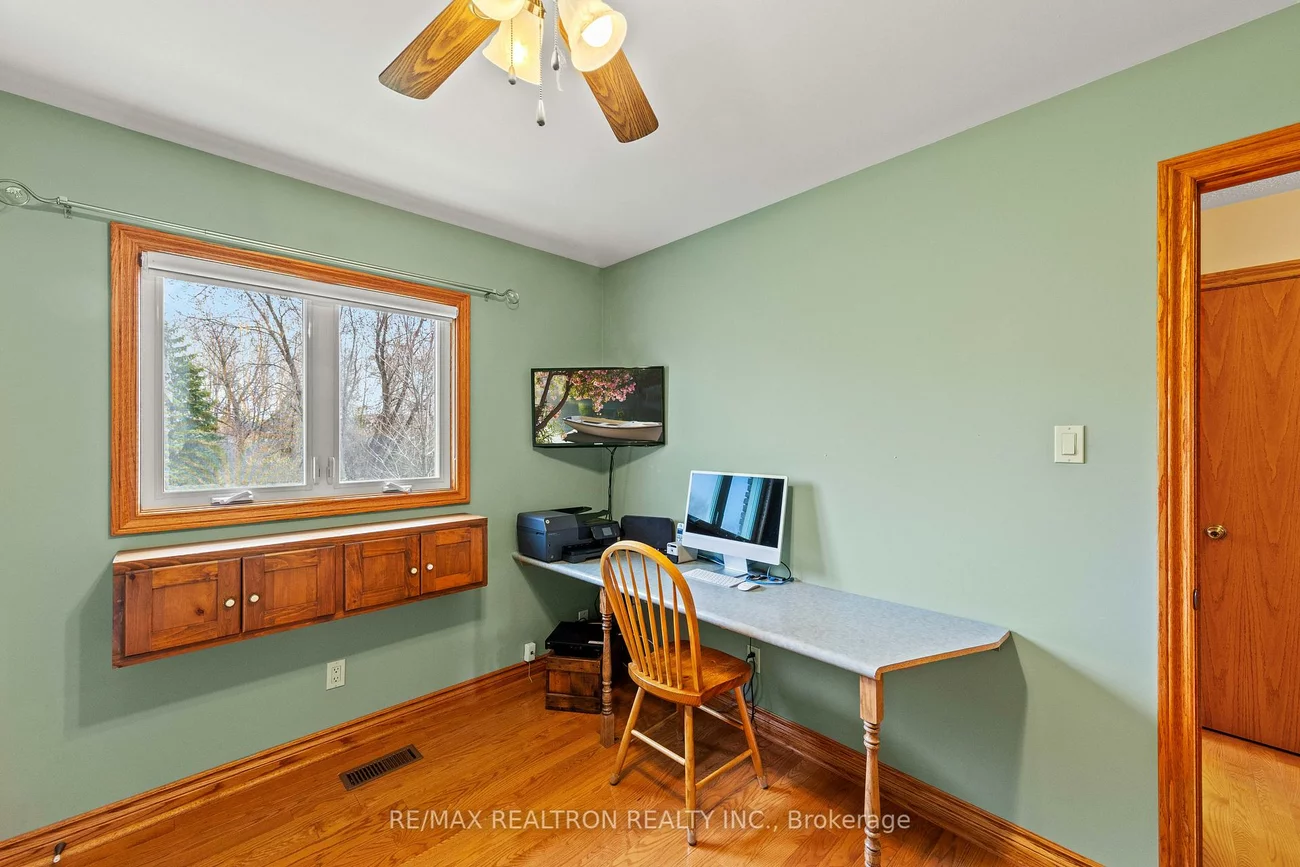 593, Simcoe, Bradford, Bradford West Gwillimbury