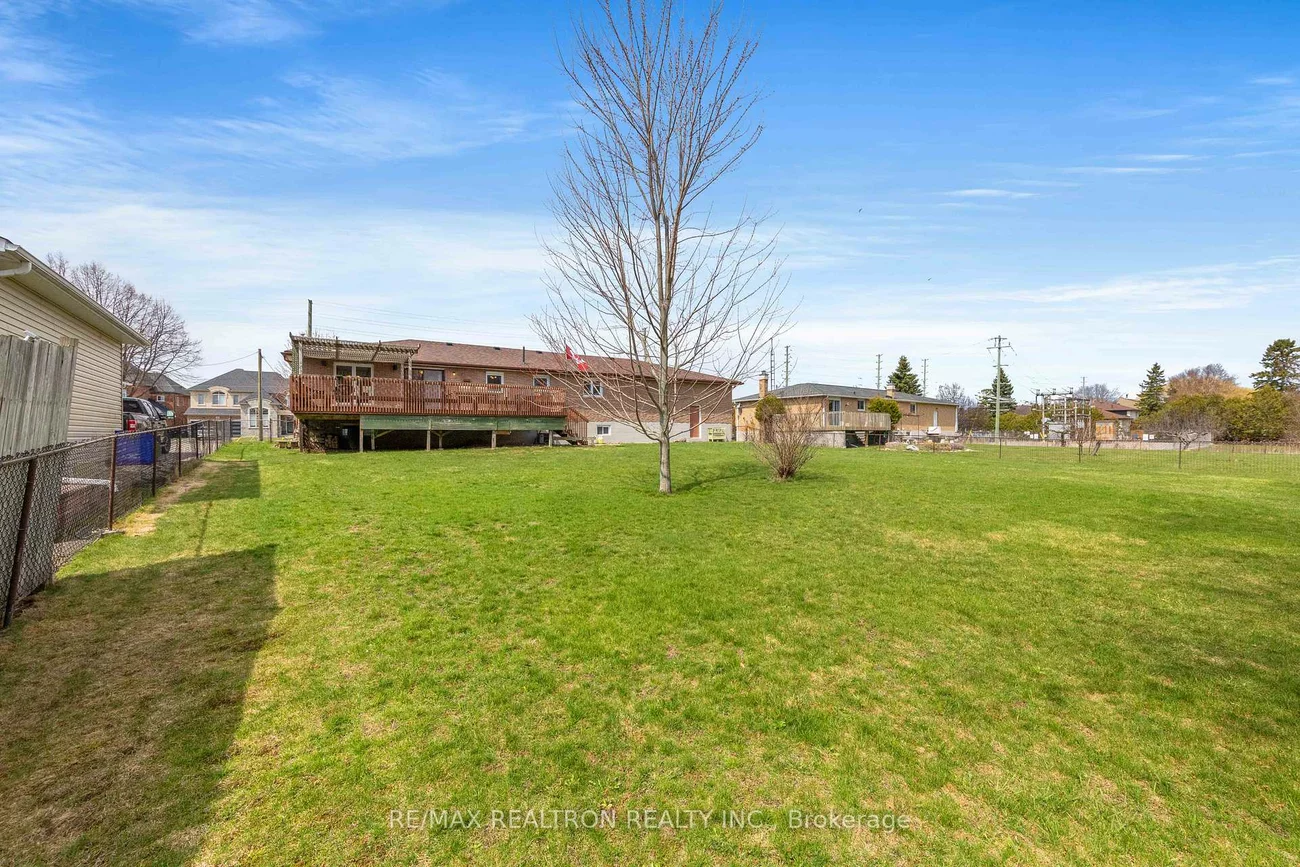 593, Simcoe, Bradford, Bradford West Gwillimbury