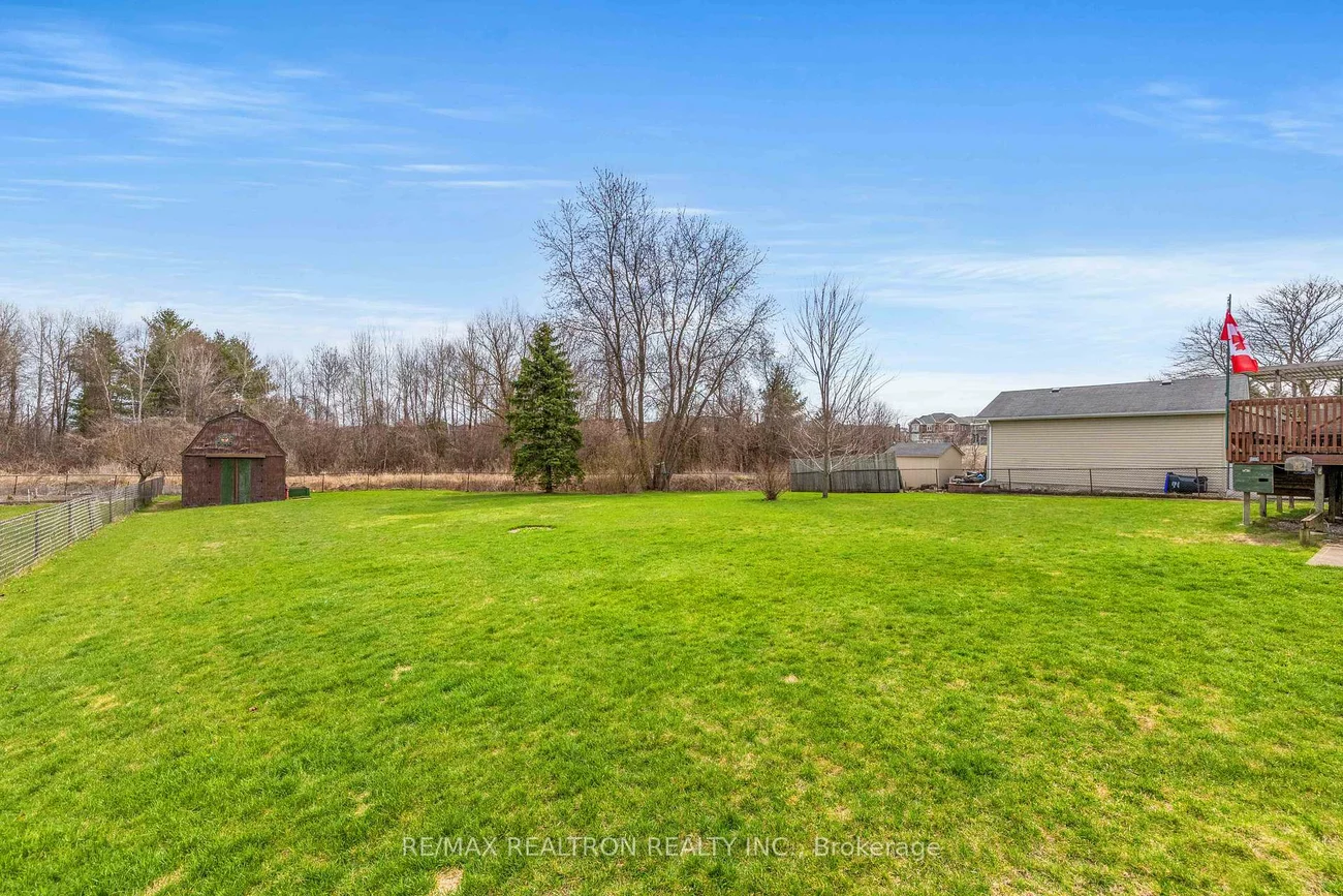 593, Simcoe, Bradford, Bradford West Gwillimbury