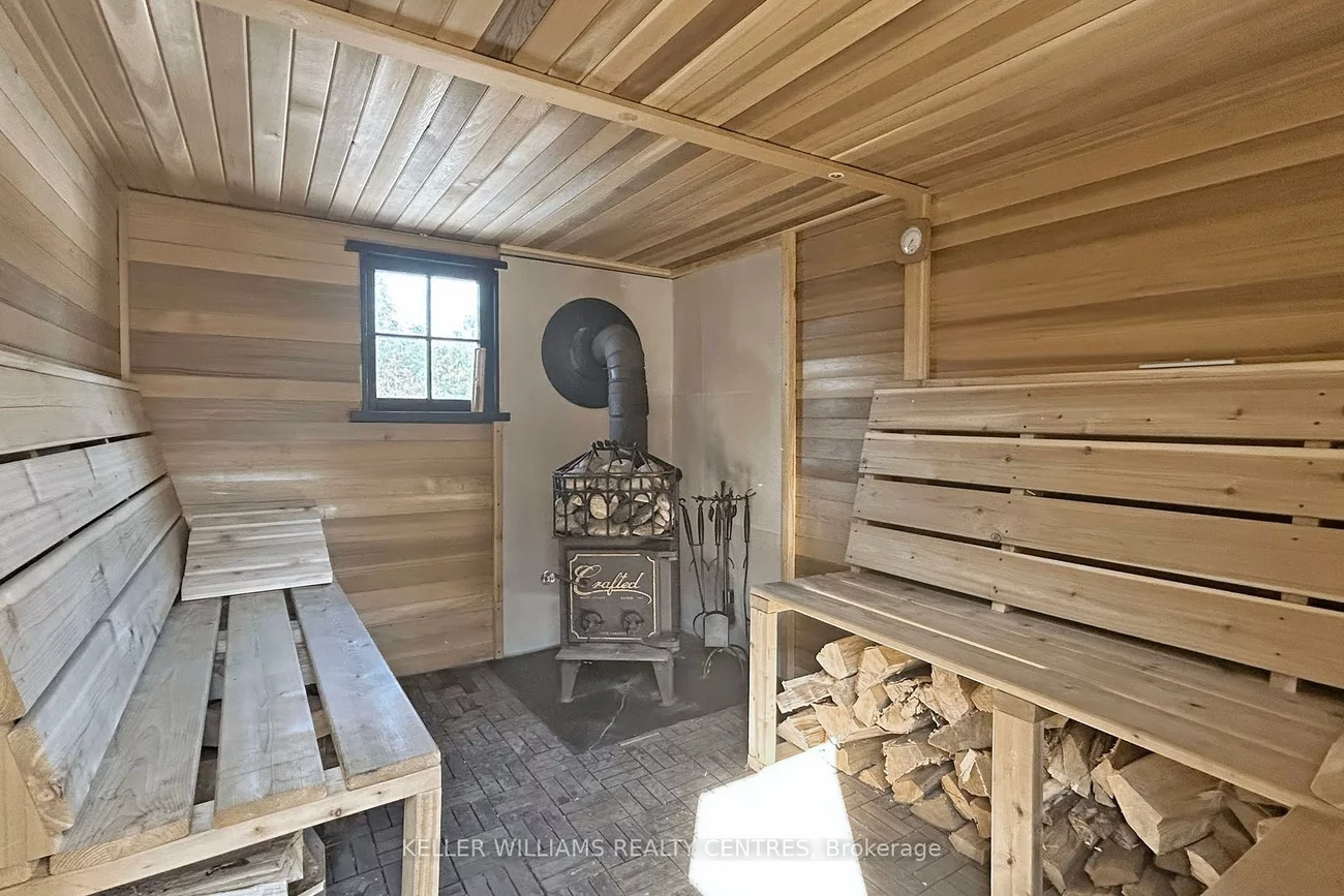 64, Kulpin, Bradford, Bradford West Gwillimbury