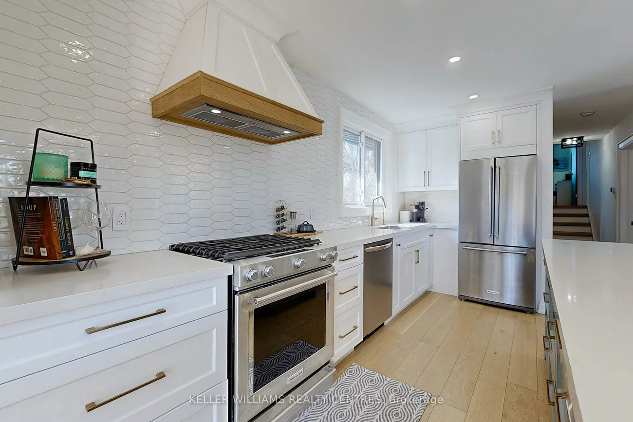 64, Kulpin, Bradford, Bradford West Gwillimbury