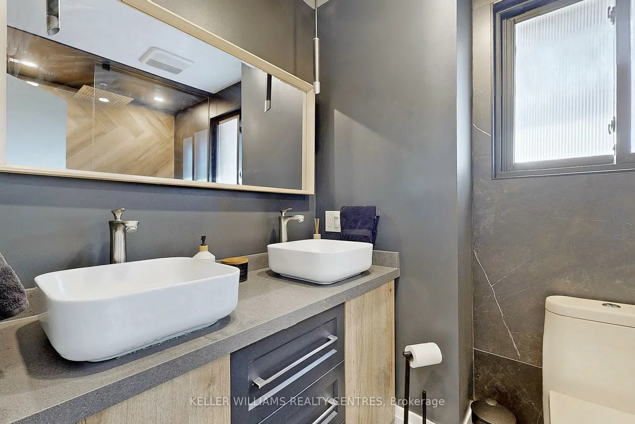 64, Kulpin, Bradford, Bradford West Gwillimbury