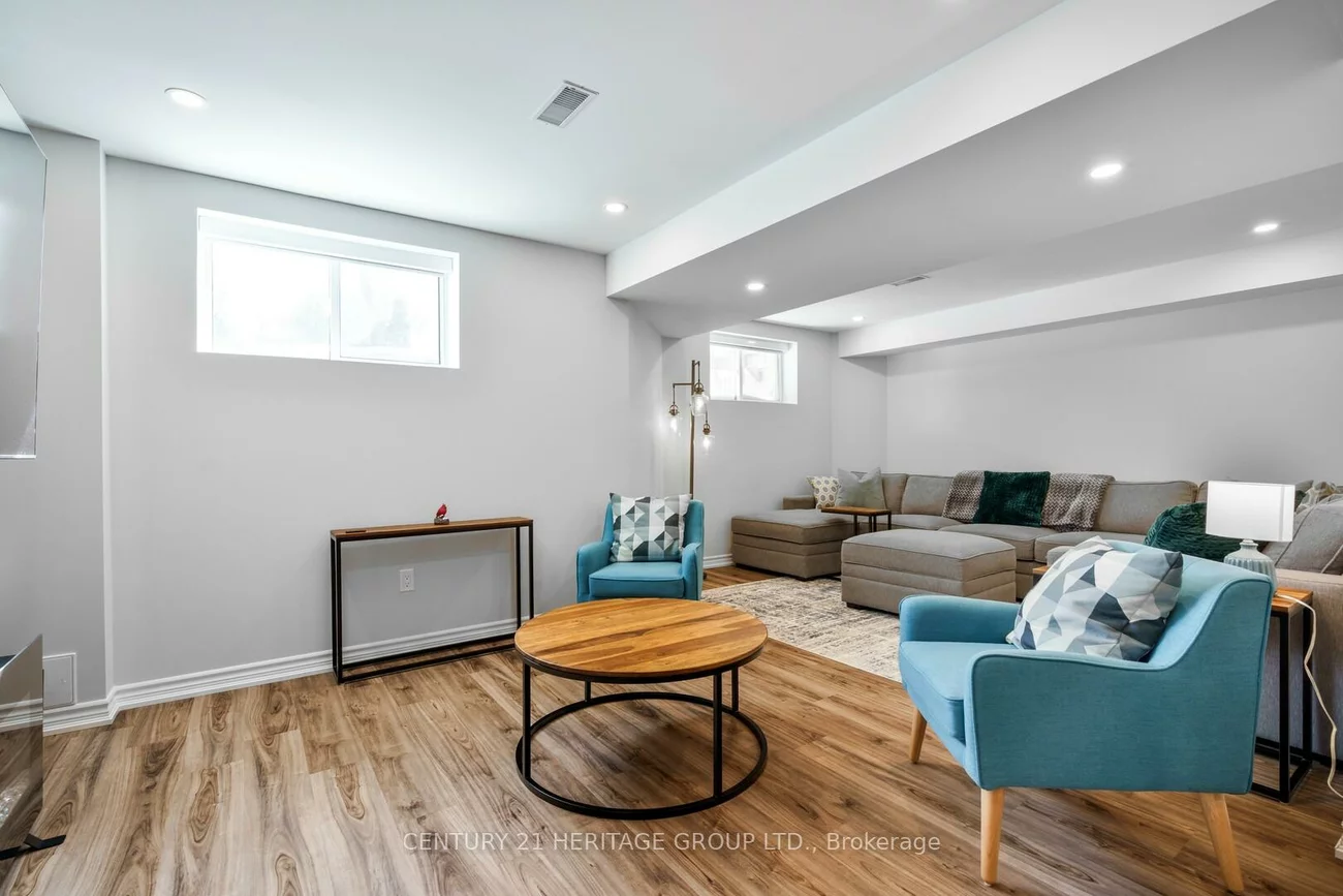 146, Metcalfe, Bradford, Bradford West Gwillimbury