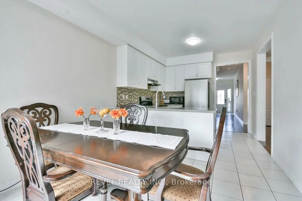 55, Tyndall, Bradford, Bradford West Gwillimbury