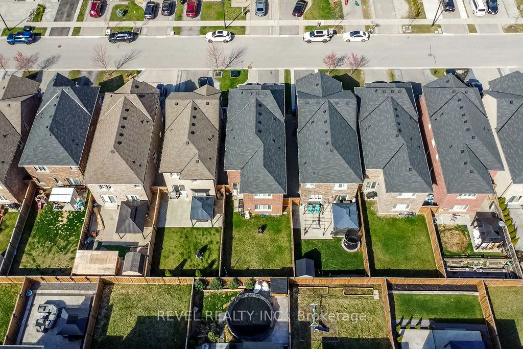 55, Tyndall, Bradford, Bradford West Gwillimbury