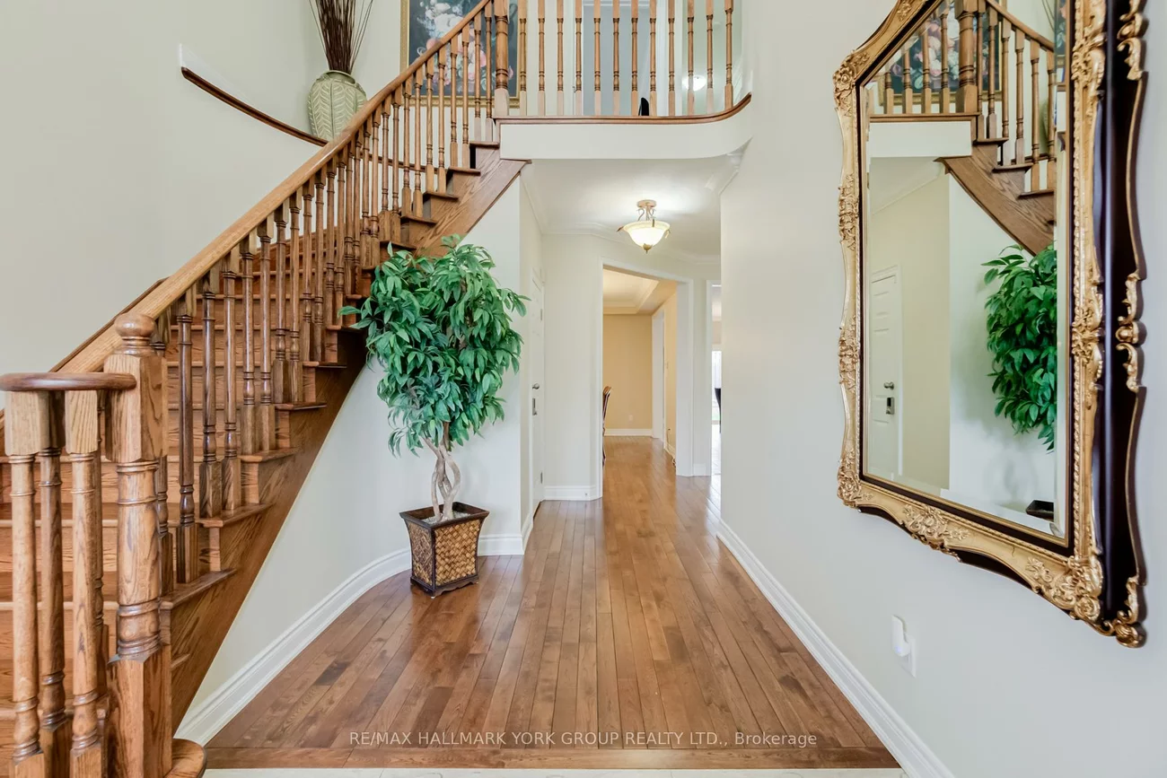 95, Chelsea, Bradford, Bradford West Gwillimbury