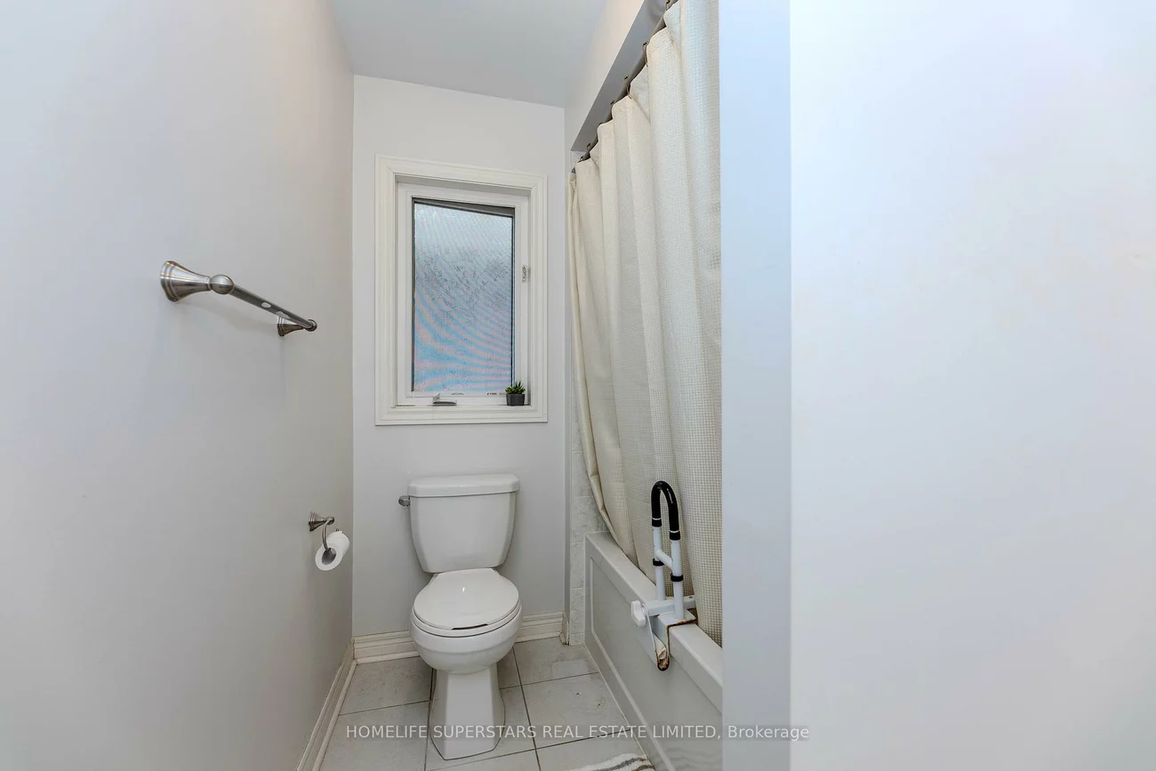 50, Romanelli, Bradford, Bradford West Gwillimbury