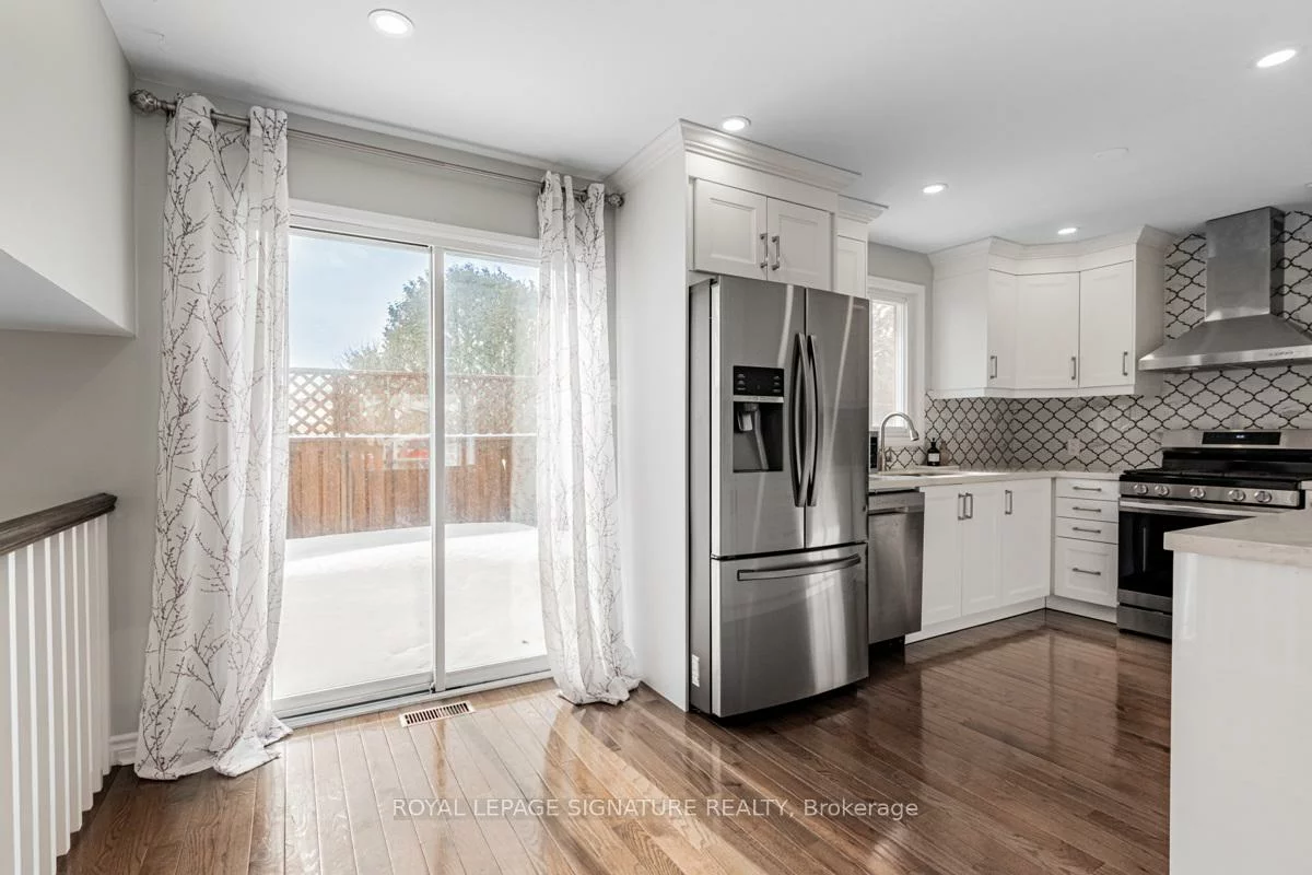 109, Imperial, Bradford, Bradford West Gwillimbury