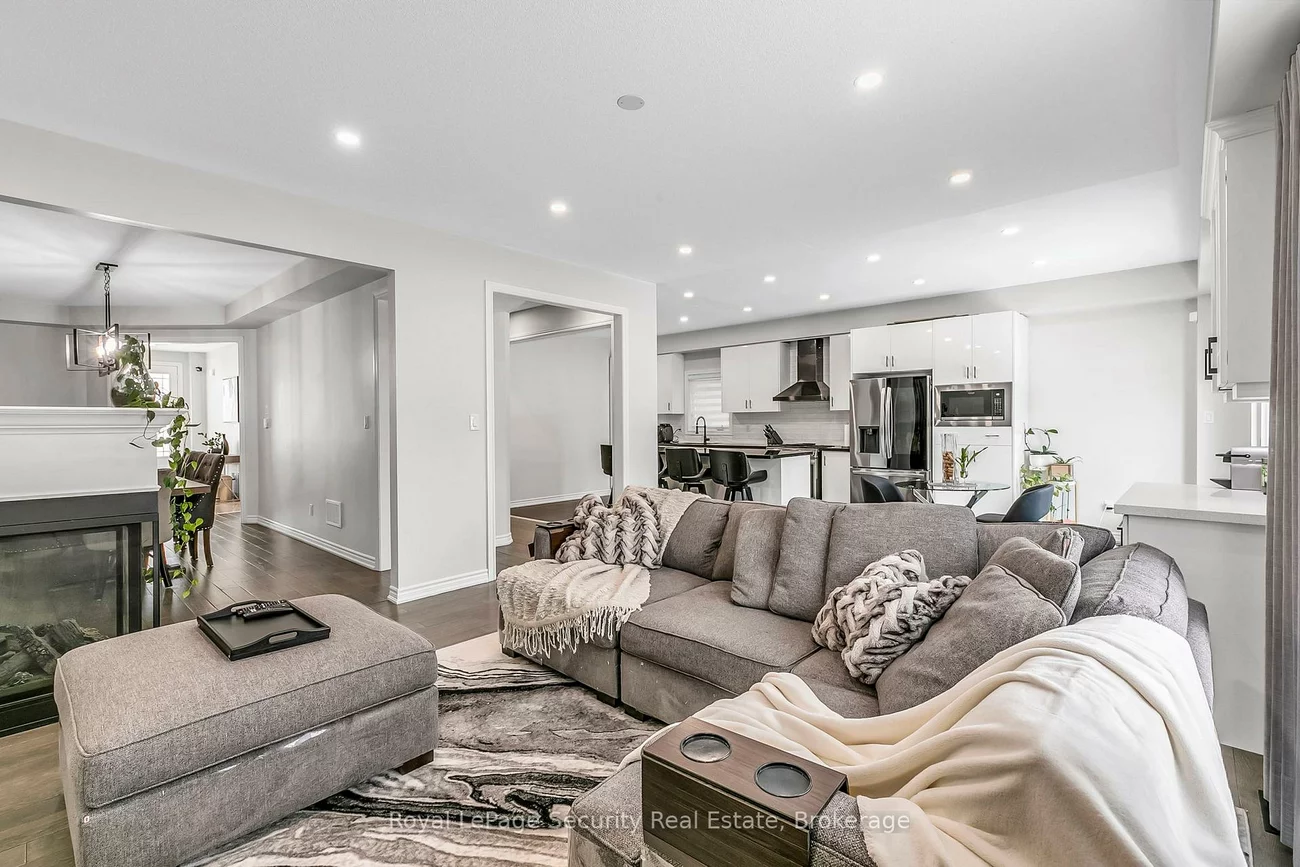 202, Gardiner, Bradford, Bradford West Gwillimbury