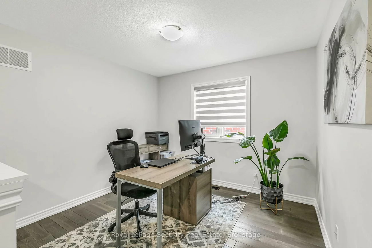 202, Gardiner, Bradford, Bradford West Gwillimbury