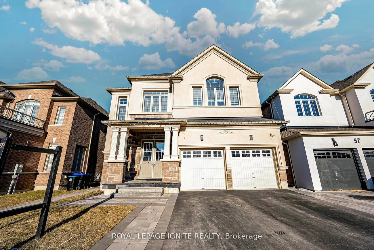 61, Gibson, Bradford, Bradford West Gwillimbury