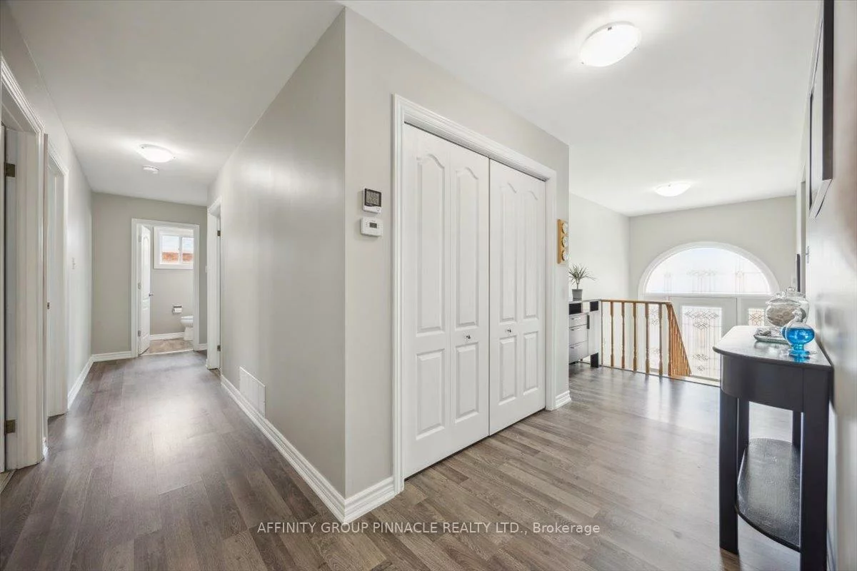 21, Imperial, Bradford, Bradford West Gwillimbury
