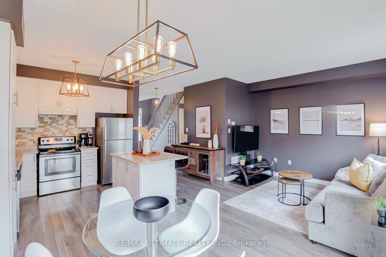 6, Daniele, Bradford, Bradford West Gwillimbury