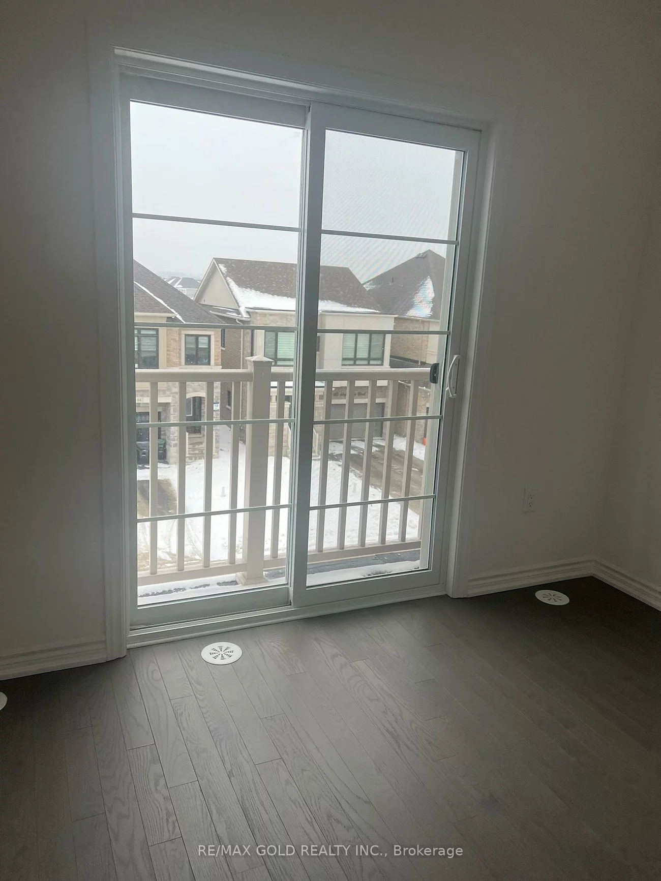47, Montrose, Bradford, Bradford West Gwillimbury