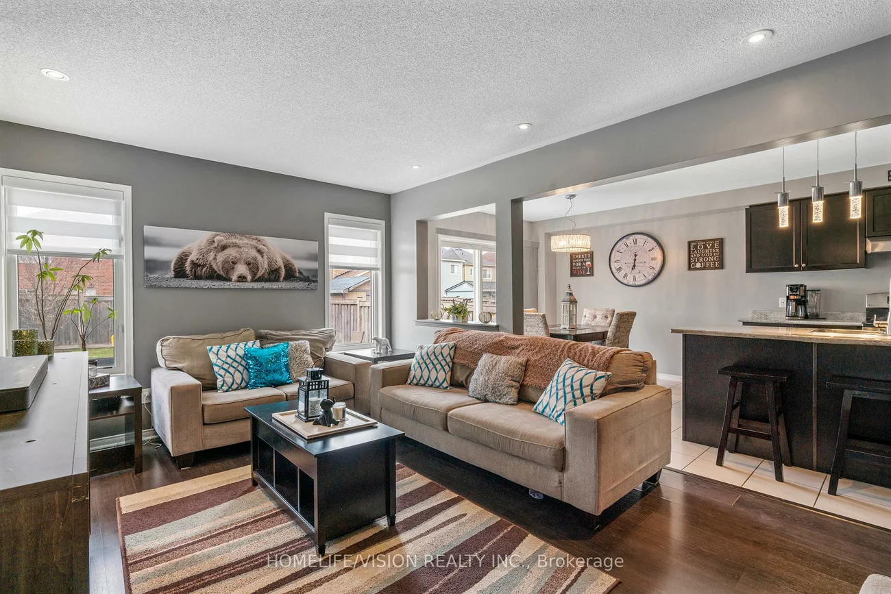25, Long, Bradford, Bradford West Gwillimbury
