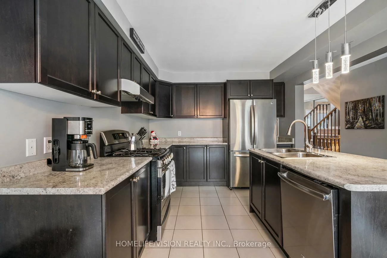 25, Long, Bradford, Bradford West Gwillimbury