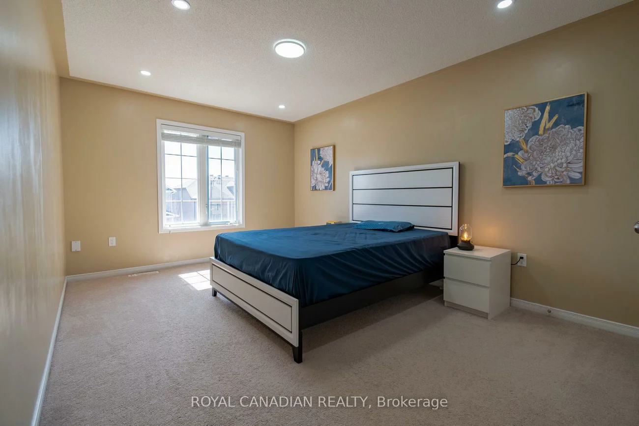 213, Richardson, Bradford, Bradford West Gwillimbury