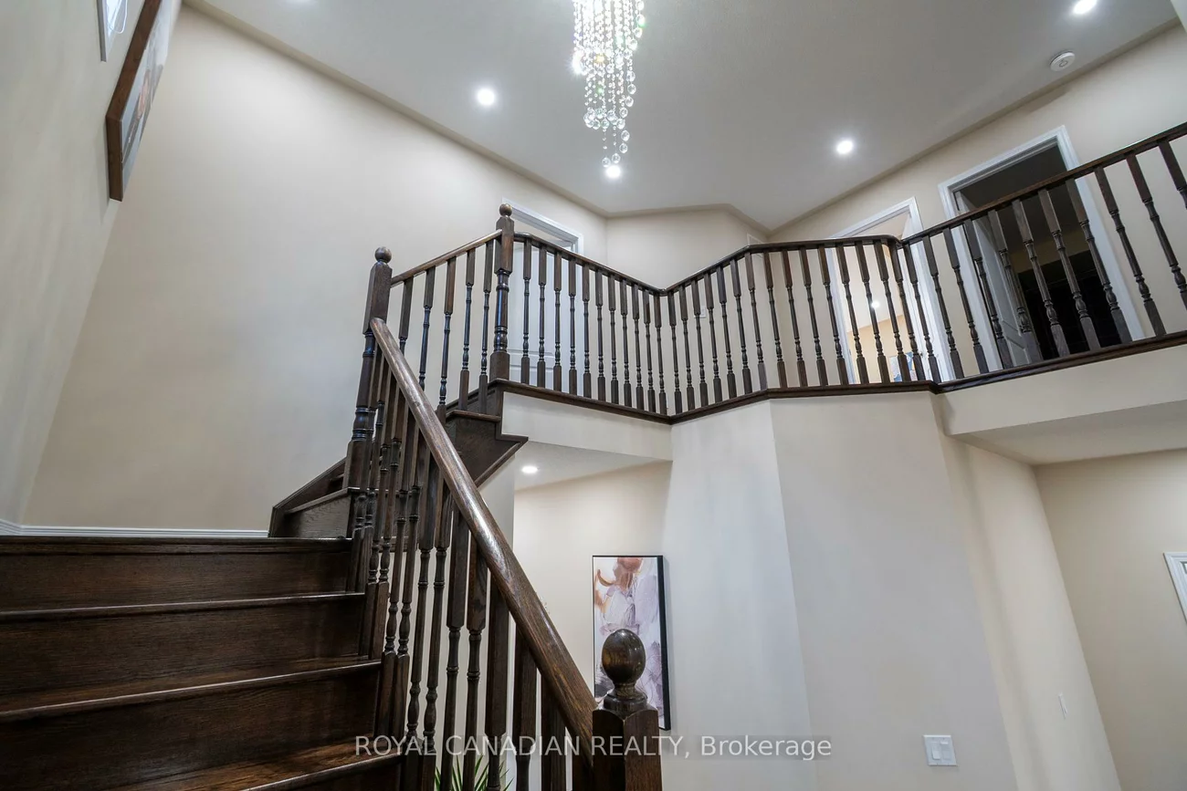 213, Richardson, Bradford, Bradford West Gwillimbury