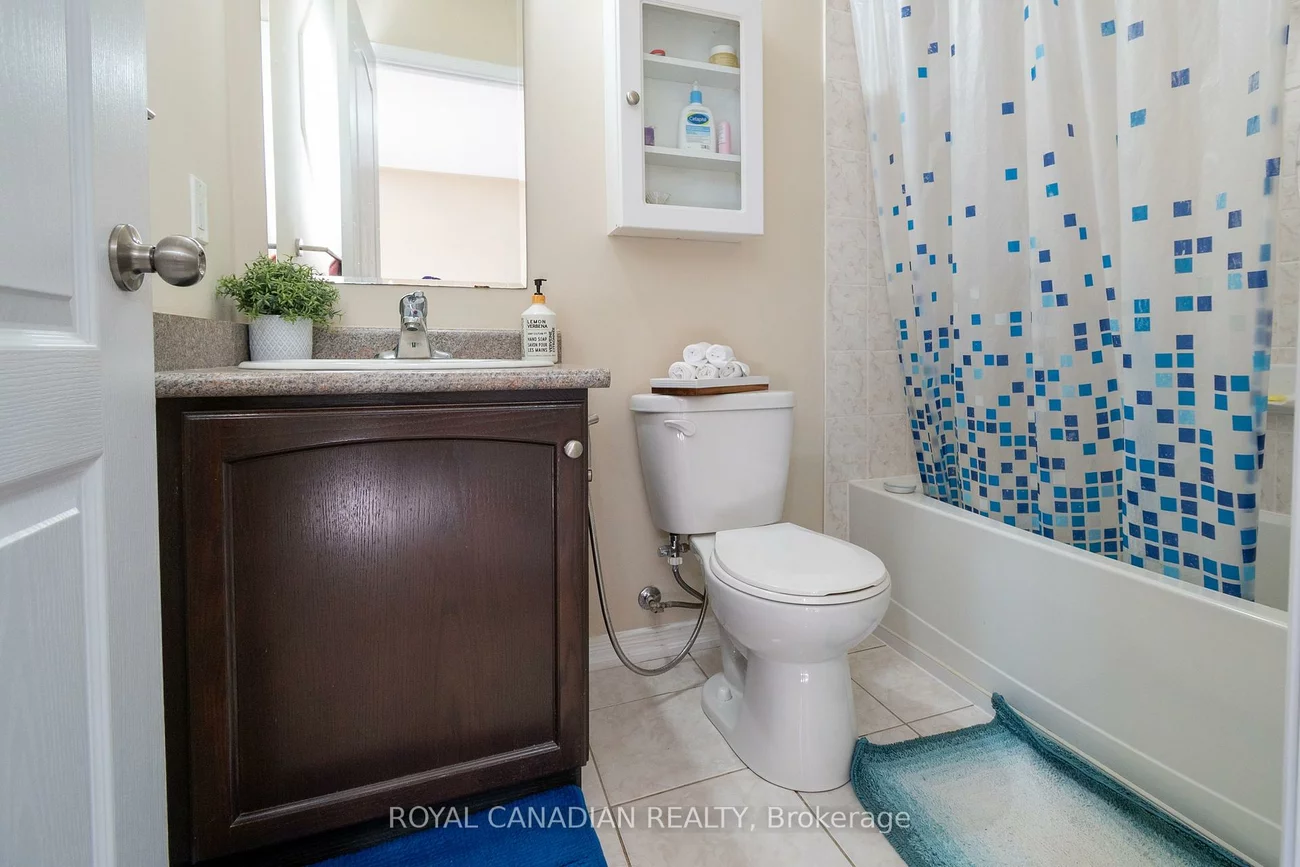 213, Richardson, Bradford, Bradford West Gwillimbury