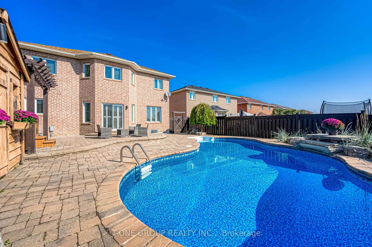 11, Saint, Bradford, Bradford West Gwillimbury