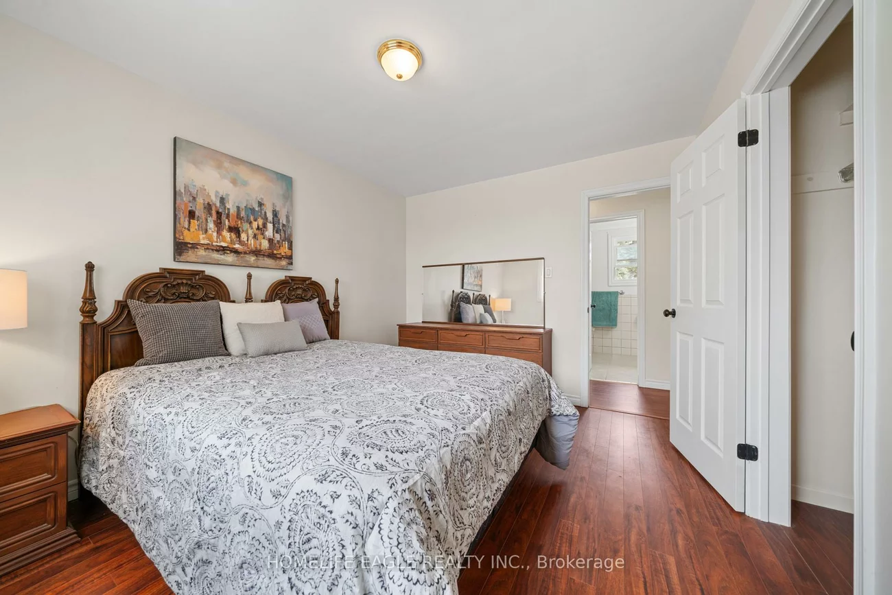 135, Luxury, Bradford, Bradford West Gwillimbury
