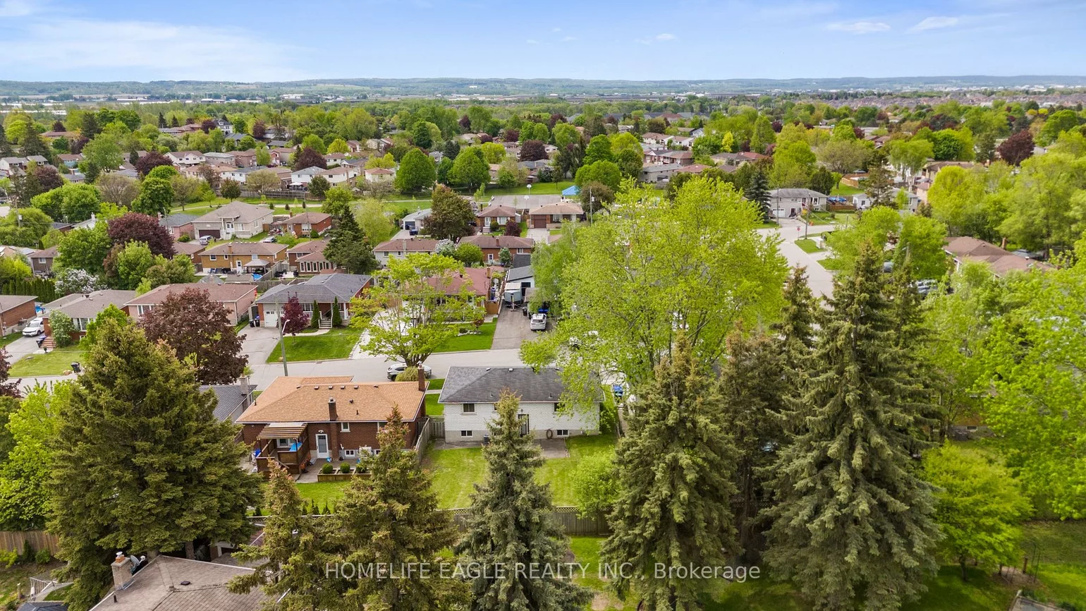 135, Luxury, Bradford, Bradford West Gwillimbury