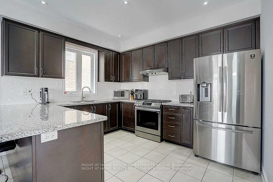 208, Rutherford, Bradford, Bradford West Gwillimbury