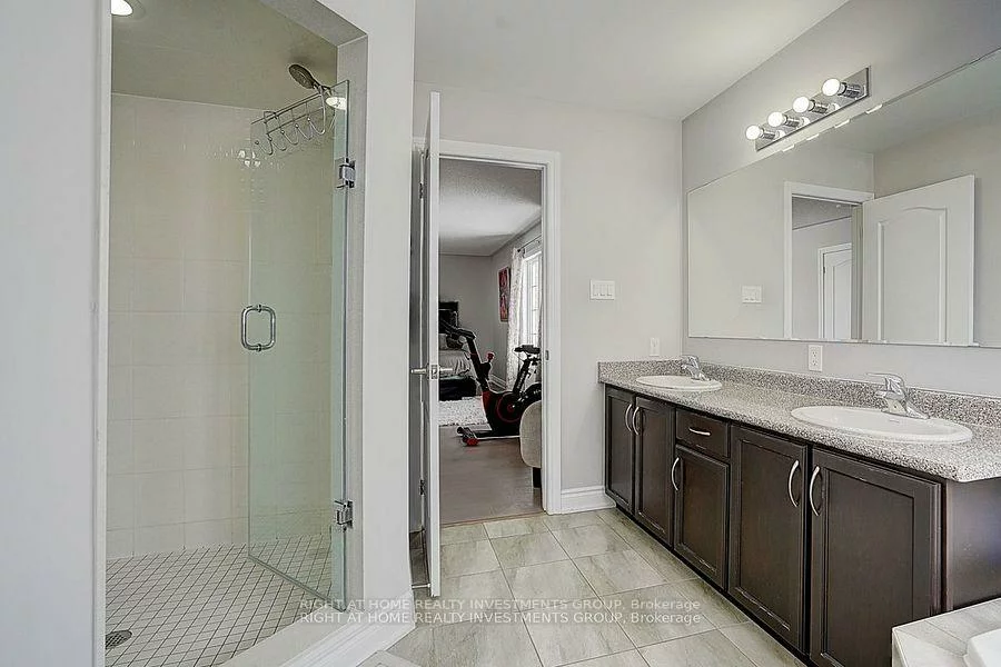 208, Rutherford, Bradford, Bradford West Gwillimbury