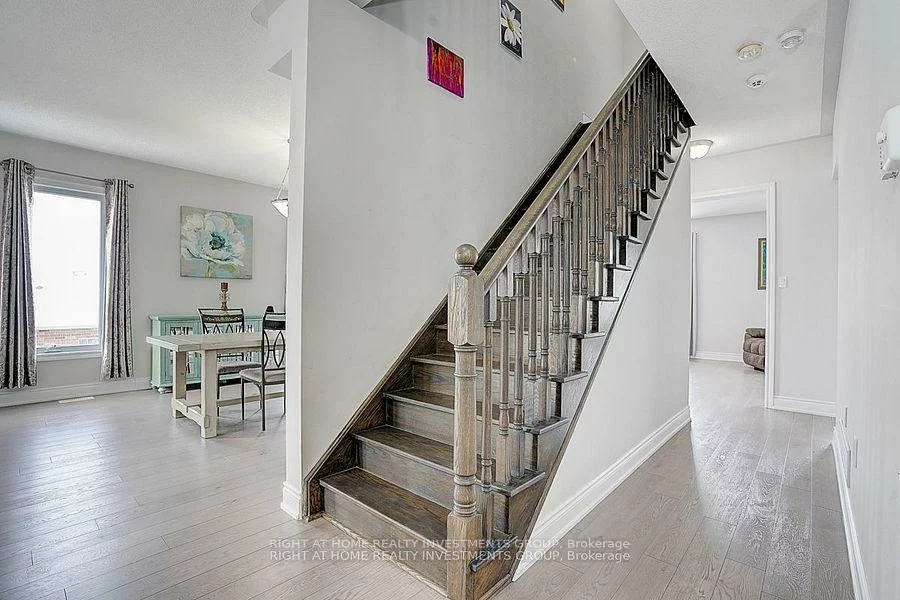 208, Rutherford, Bradford, Bradford West Gwillimbury