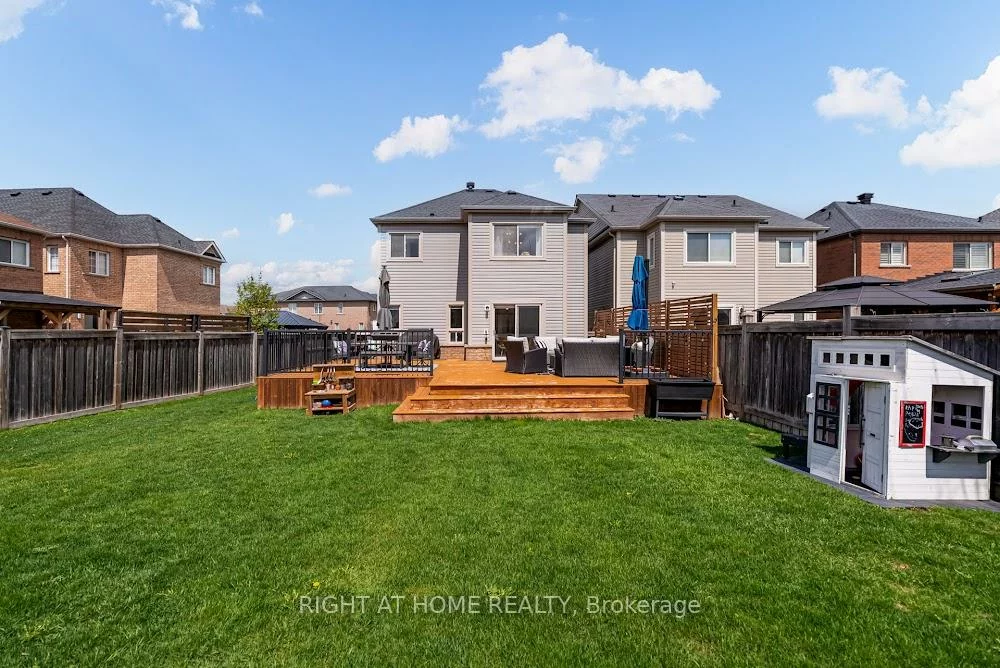 829, Miller Park, Bradford, Bradford West Gwillimbury