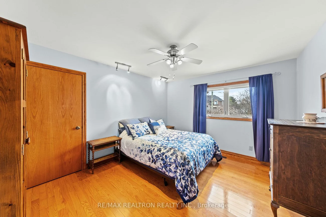 593, Simcoe, Bradford, Bradford West Gwillimbury
