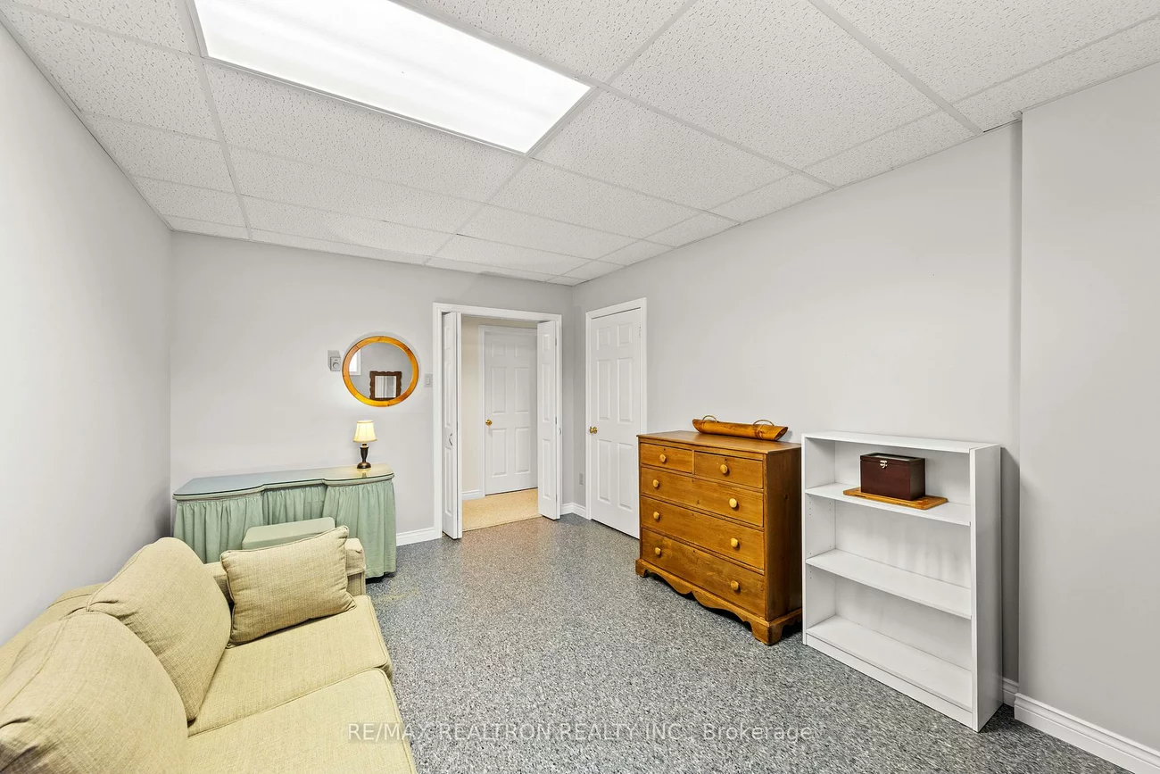 593, Simcoe, Bradford, Bradford West Gwillimbury