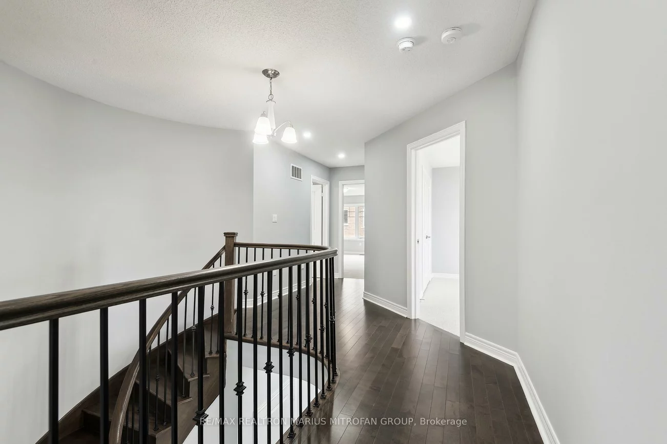 227, Inverness, Bradford, Bradford West Gwillimbury