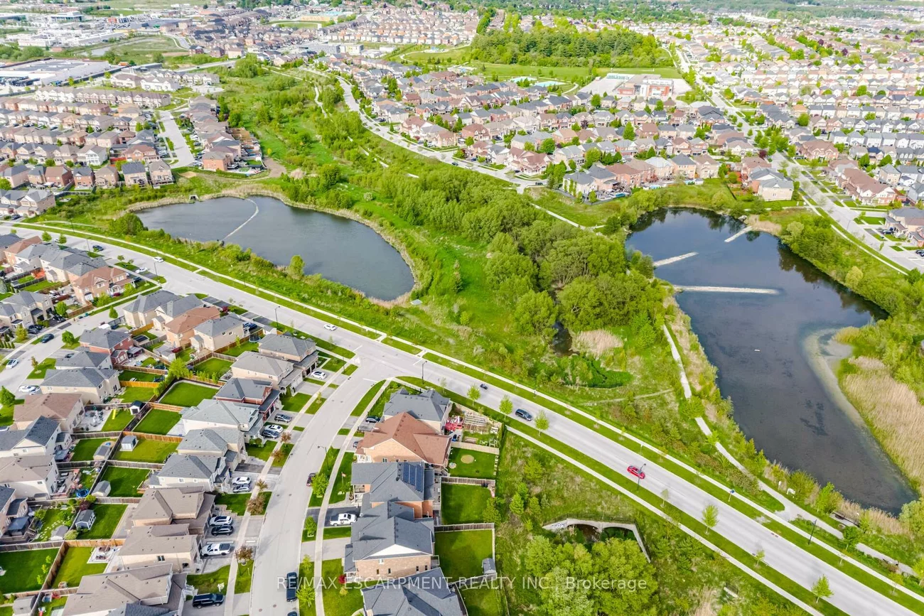 66, Slack, Bradford, Bradford West Gwillimbury