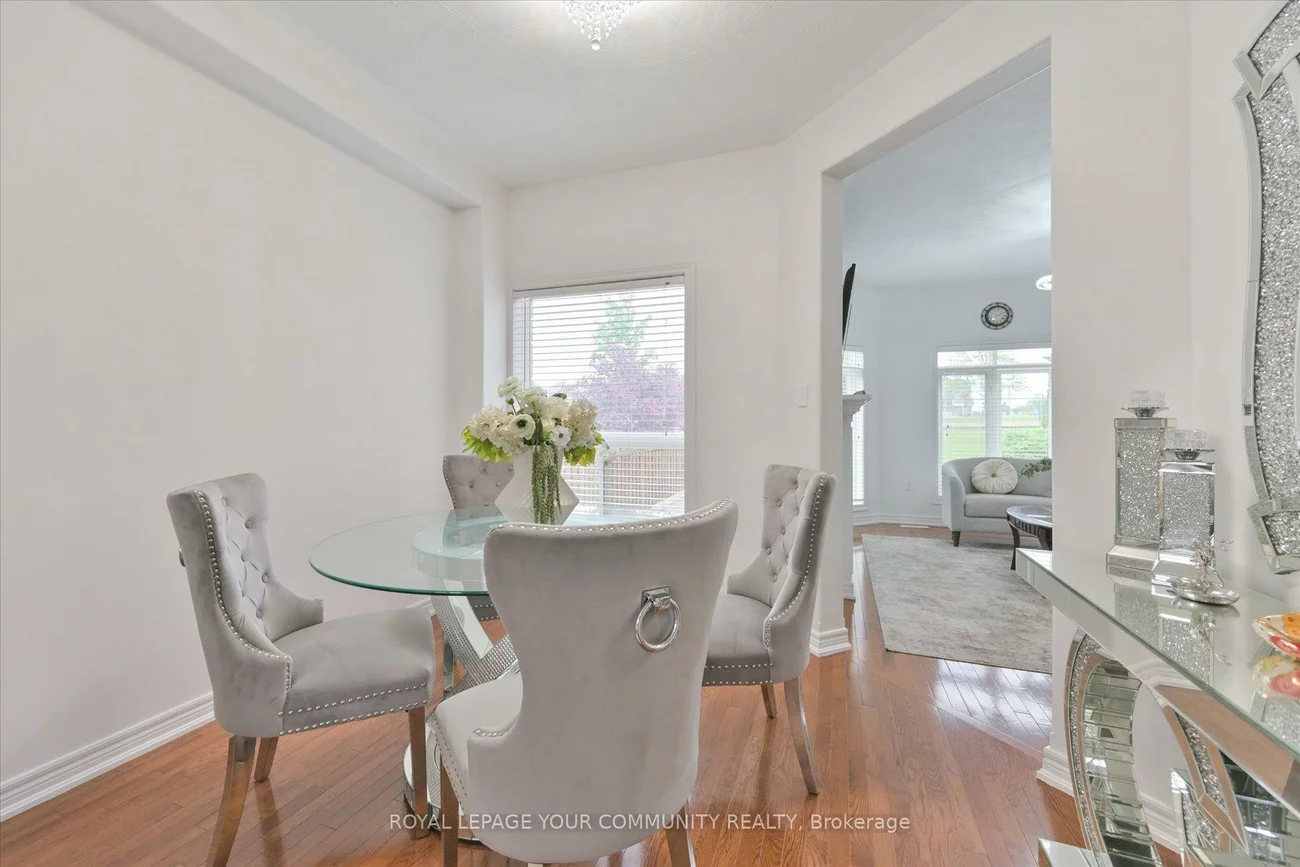 8, Highland, Bradford, Bradford West Gwillimbury